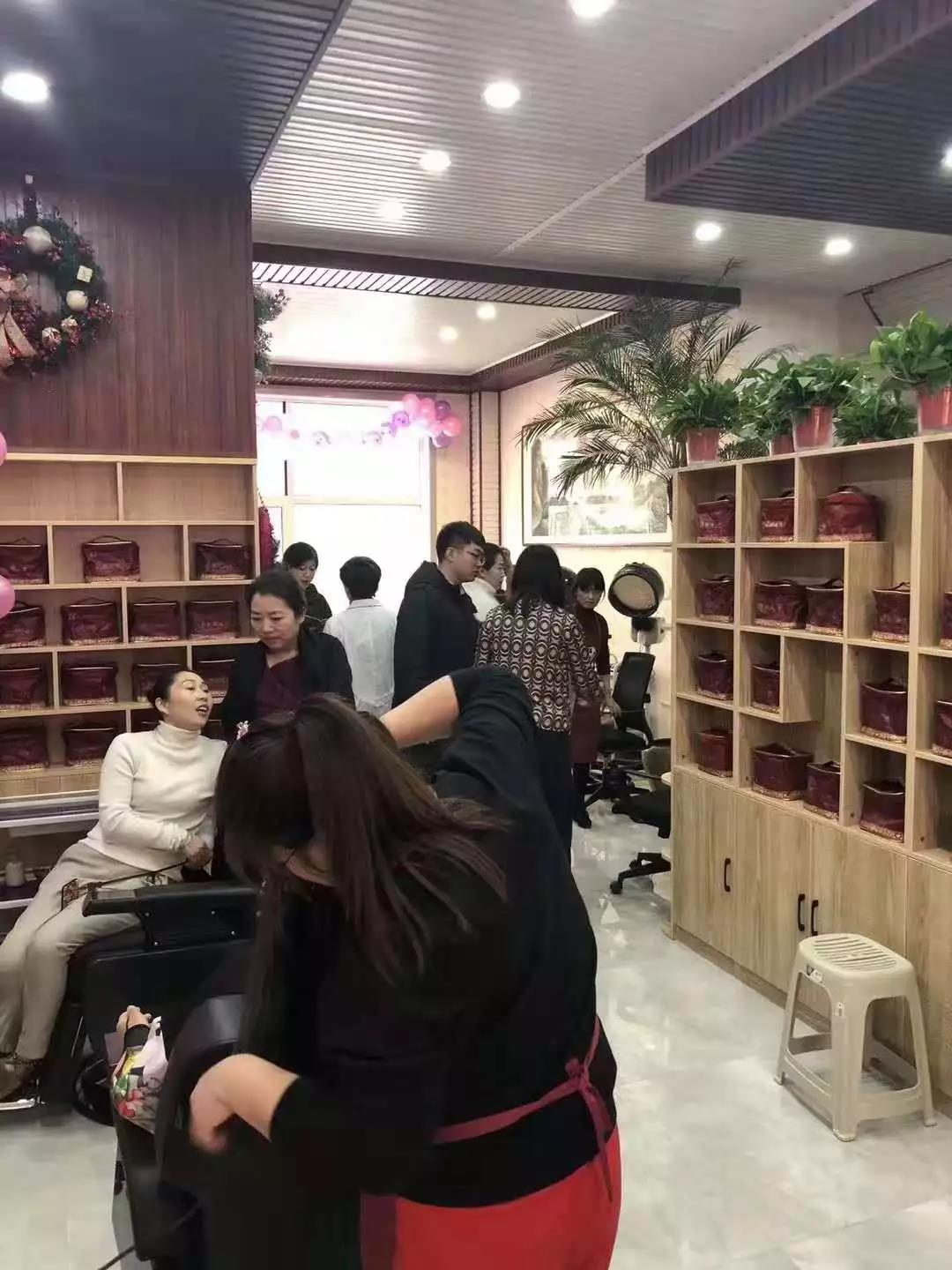 岳靈生發(fā)在營口已有三家專店