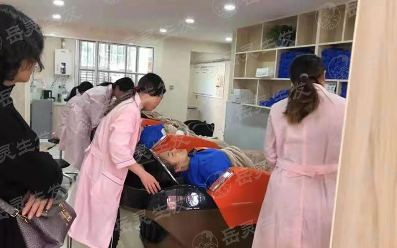 選擇什么樣的養發館加盟連鎖品牌風險低?